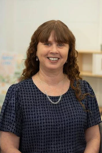 Nurture and Thrive - Donna Kipling